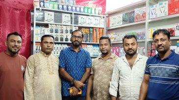 সোসাইটি অব জাতীয় গণমাধ্যম কমিশন কমিটির সাংবাদিক মোঃ ফয়ছল কাদির অসুস্থ খবর পেয়ে দেখতে আসেন কেন্দ্রীয় নেতৃবৃন্দ। 