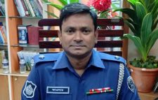 ফেসবুক পোস্টকে কেন্দ্র করে সংঘর্ষ: হাটহাজারীতে ওসিকে প্রত্যাহার