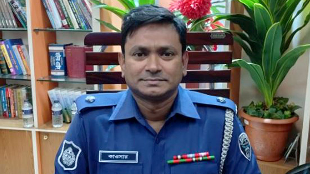 ফেসবুক পোস্টকে কেন্দ্র করে সংঘর্ষ: হাটহাজারীতে ওসিকে প্রত্যাহার
