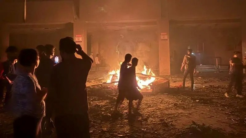 নেপালে বিক্ষোভে নিহতের সংখ্যা বেড়ে ২২