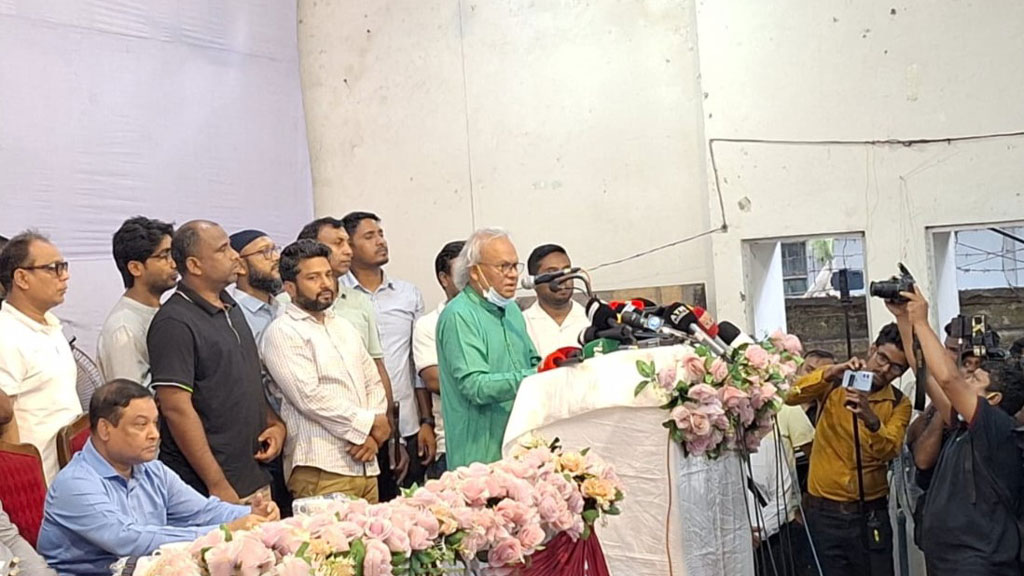 জাতীয় পার্টিকে রক্ষার দায়িত্ব বিএনপির—শামীম হায়দার পাটোয়ারী, প্রতিবাদ চুন্নুর