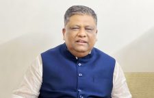 সিসিকের সাবেক মেয়র আনোয়ারুজ্জামানের বাসায় দুদকের নোটিশ