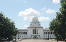 সব আদালতের অনলাইন কার্যতালিকা নিয়মিত হালনাগাদের নির্দেশ সুপ্রিম কোর্টের