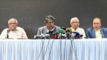 ত্রয়োদশ সংসদ সংবিধান সংস্কার পরিষদ হিসাবেও কাজ করবে