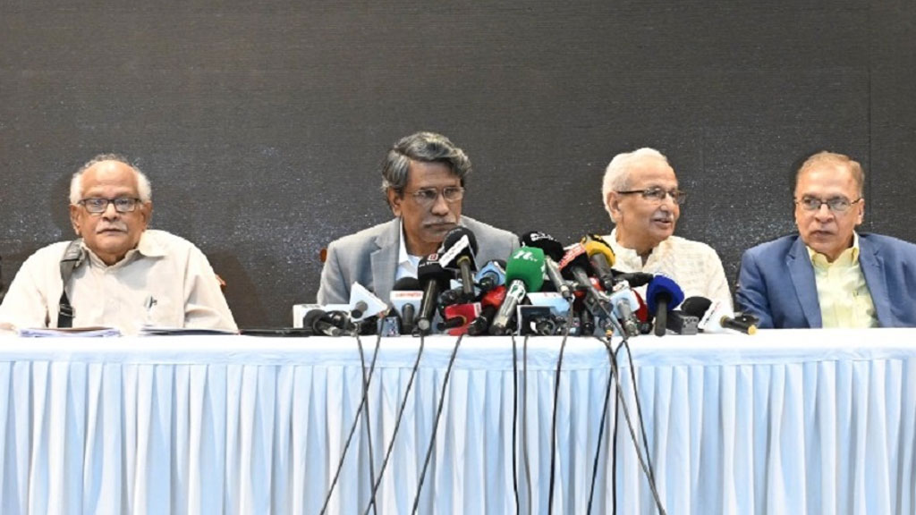 ত্রয়োদশ সংসদ সংবিধান সংস্কার পরিষদ হিসাবেও কাজ করবে