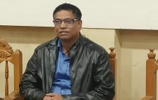 সীতাকুণ্ডে সাংবাদিক লিটন চৌধুরীর ওপর হামলা, আহত সাংবাদিক ও পরিবার