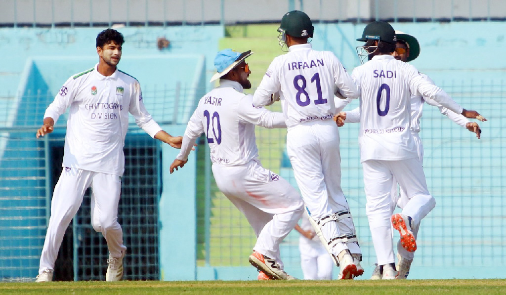 এনসিএলে চট্টগ্রামের জয়, রাব্বির ব্যাটে উজ্জ্বল বন্দরনগরী