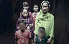 বাংলাদেশে ঠেলে দেওয়া অন্তঃসত্ত্বা ভারতীয় নারী সোনালীর দেশে ফেরার অনিশ্চয়তা