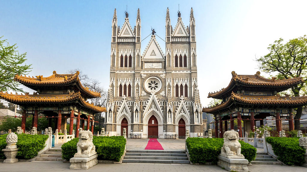 চীনে আন্ডারগ্রাউন্ড চার্চে অভিযান, আটক একাধিক পাদ্রি