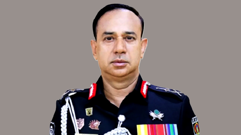 র‍্যাবের সাবেক ডিজি হারুন অর রশীদ ও পরিবারের দেশত্যাগে নিষেধাজ্ঞা