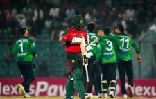 হৃদয়ের ফিফটিতেও রক্ষা পেল না বাংলাদেশ, আয়ারল্যান্ডের কাছে ৩৯ রানে পরাজয়