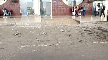রাজধানীতে মাঝারি ভূমিকম্পে শাহজালাল বিমানবন্দরের টার্মিনাল–২–এ পলেস্তারা খসে পড়া, নিহত ৫ ও আহত ২৪০+