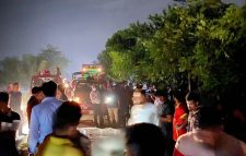 বাগেরহাটে ট্রাকচাপায় তিন মোটরসাইকেল আরোহীর মৃত্যু