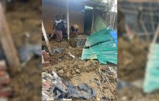 উখিয়ায় রোহিঙ্গা ক্যাম্পসংলগ্ন সংরক্ষিত বনে গড়ে ওঠা ২৫০টি দোকান উচ্ছেদ