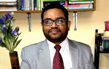 সন্ত্রাসবিরোধী মামলায় ডু–এর অধ্যাপক কার্জনের জামিন