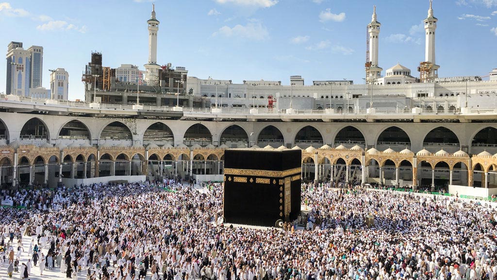 ওমরাহ: আল্লাহর নৈকট্য লাভের এক বিশেষ ইবাদত