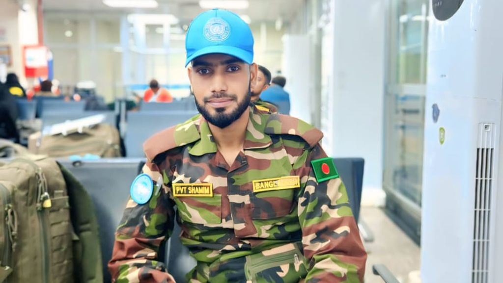 সুদানে ড্রোন হামলায় নিহত শান্তিরক্ষী শামীম রেজা: রাজবাড়ীর বাড়িতে মাতম