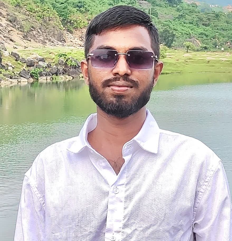 জাফলং সীমান্তে বিজিবি ও ডিবি পুলিশের লাইনম্যান চাঁদাবাজ কে এই ডালিম