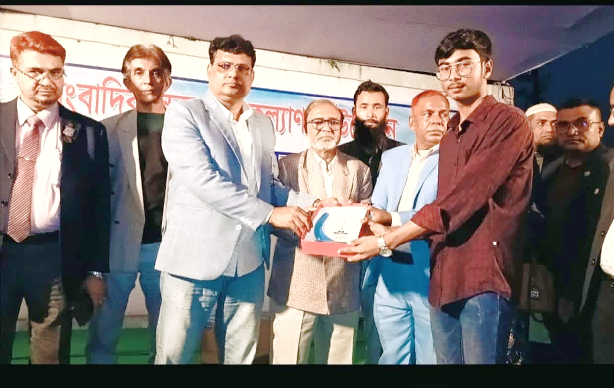 সাংবাদিক সুরক্ষা ও কল্যাণ ফাউন্ডেশনের উদ্যোগে বর্ণাঢ্য বনভোজন ও মিলনমেলা