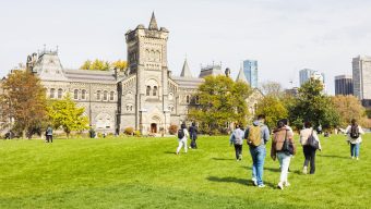 ট্রাম্প প্রশাসনের প্রভাব—বিশ্বসেরা গবেষকদের আকর্ষণে বড় উদ্যোগ নিচ্ছে কানাডা