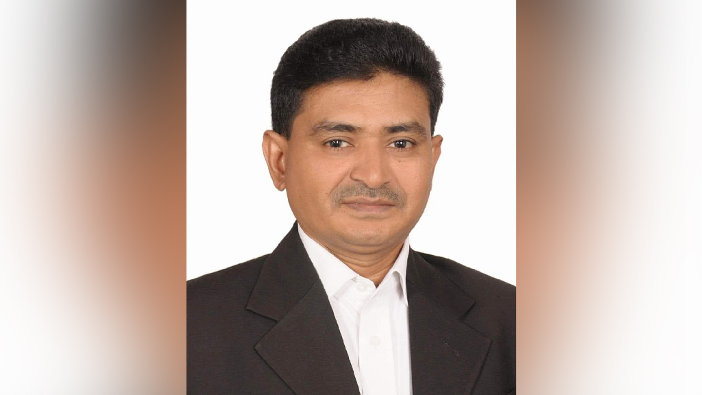 মাস্টার্স সনদ জাল প্রমাণিত, চরফ্যাশনের দক্ষিণ আইচা কলেজের সভাপতির পদ হারালেন সিরাজুল ইসলাম সবুজ খাঁন