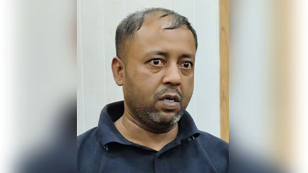 ঢাকায় যুগ্ম সচিবকে সরকারি গাড়িতে জিম্মি করে ছয় লাখ টাকা দাবির অভিযোগ, চালক গ্রেপ্তার