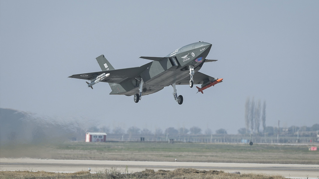 কিজিলেলমার নতুন মাইলফলক: দৃষ্টিসীমার বাইরে লক্ষ্যবস্তুতে আঘাত হেনে ইতিহাস তুরস্কের মানবহীন যুদ্ধবিমানের