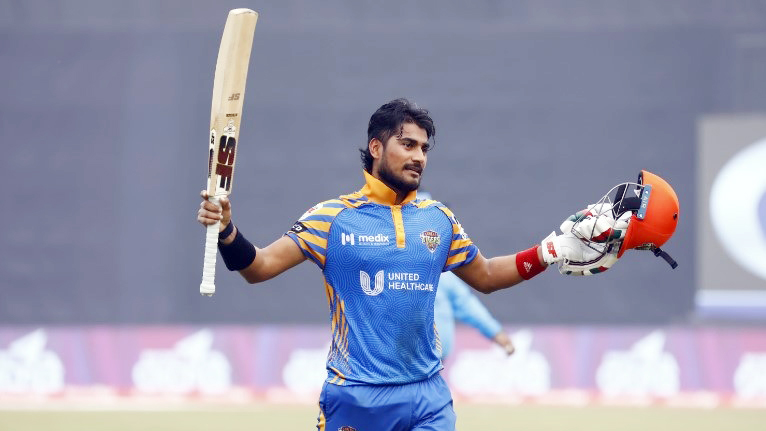 বিজয় দিবসে ক্রিকেটারদের মিলনমেলা, অলস্টার টি-টোয়েন্টিতে মিরাজের দল জয়ী