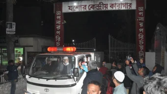 কারাফটকে স্ত্রী-সন্তানের লাশ দেখলেন বাগেরহাট ছাত্রলীগের সভাপতি সাদ্দাম