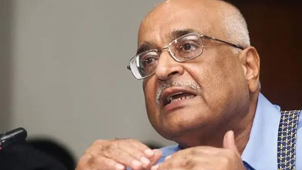 বর্তমান সরকার উগ্র গোষ্ঠীর কাছে জিম্মি: দেবপ্রিয় ভট্টাচার্য