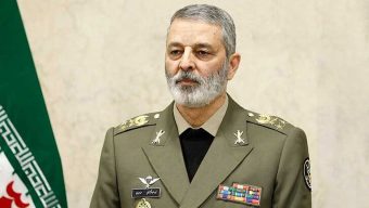 ইরানে একাধিক বাড়িতে মার্কিন অস্ত্র ও বিস্ফোরক উদ্ধার, নাশকতার ছক নস্যাতের দাবি