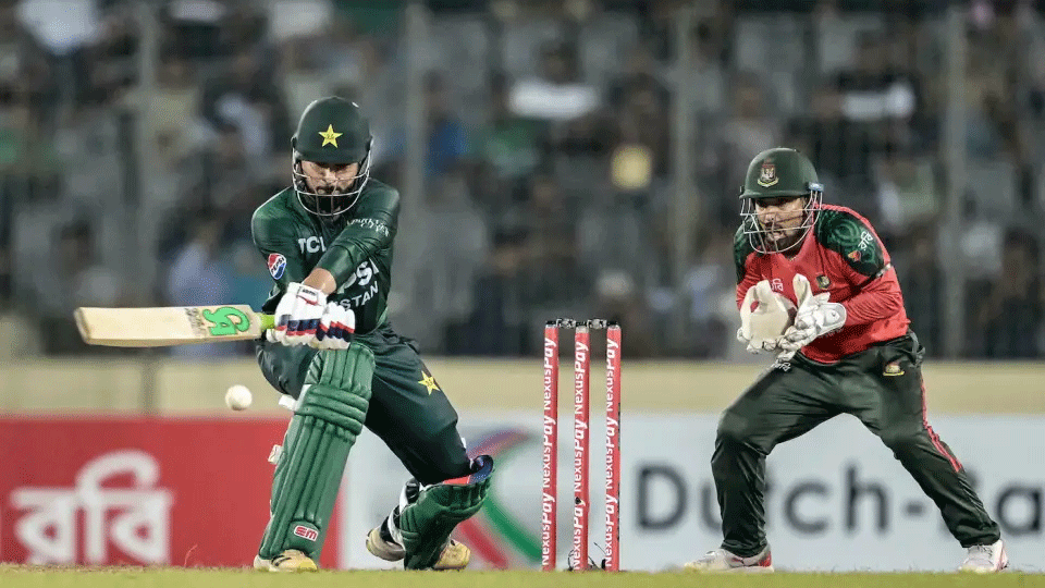 টি-টোয়েন্টি বিশ্বকাপ নিয়ে অনিশ্চয়তা: বাংলাদেশকে সমর্থন দিয়ে সরে দাঁড়ানোর হুমকি পাকিস্তানের