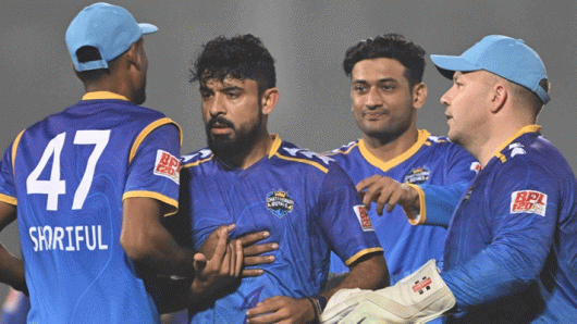 খালেদের ঝড়েও অটল চট্টগ্রাম, সিলেটকে ১৪ রানে হারিয়ে শীর্ষে রয়্যালস