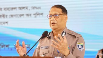নির্বাচনে পুলিশকে নিরপেক্ষ থাকার নির্দেশ আইজিপির: স্বচ্ছতায় নিশ্চিত করতে হবে ‘বডি-ওর্ন’ ক্যামেরা