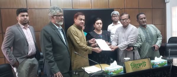 জামায়াত প্রার্থীর হলফনামায় তথ্য গোপন, বাতিলের দাবিতে রিটার্নিং কর্মকর্তার কাছে বিএনপির নালিশ