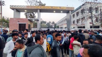 পাবনায় হাড্ডাহাড্ডি লড়াইয়ের পর উত্তেজনা: ইসি’র সিদ্ধান্তের অপেক্ষায় বিএনপি