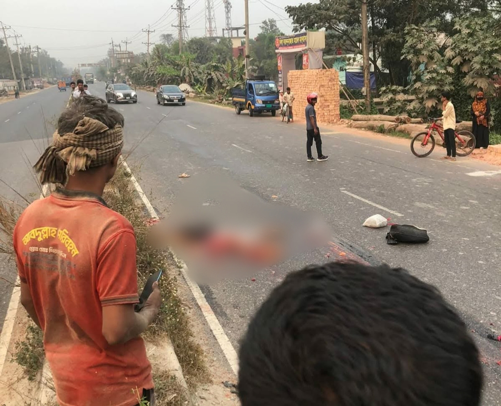 লাকসামে রাস্তা পার হতে গিয়ে ট্রাকচাপায় দুই বৃদ্ধা বোনের মৃত্যু