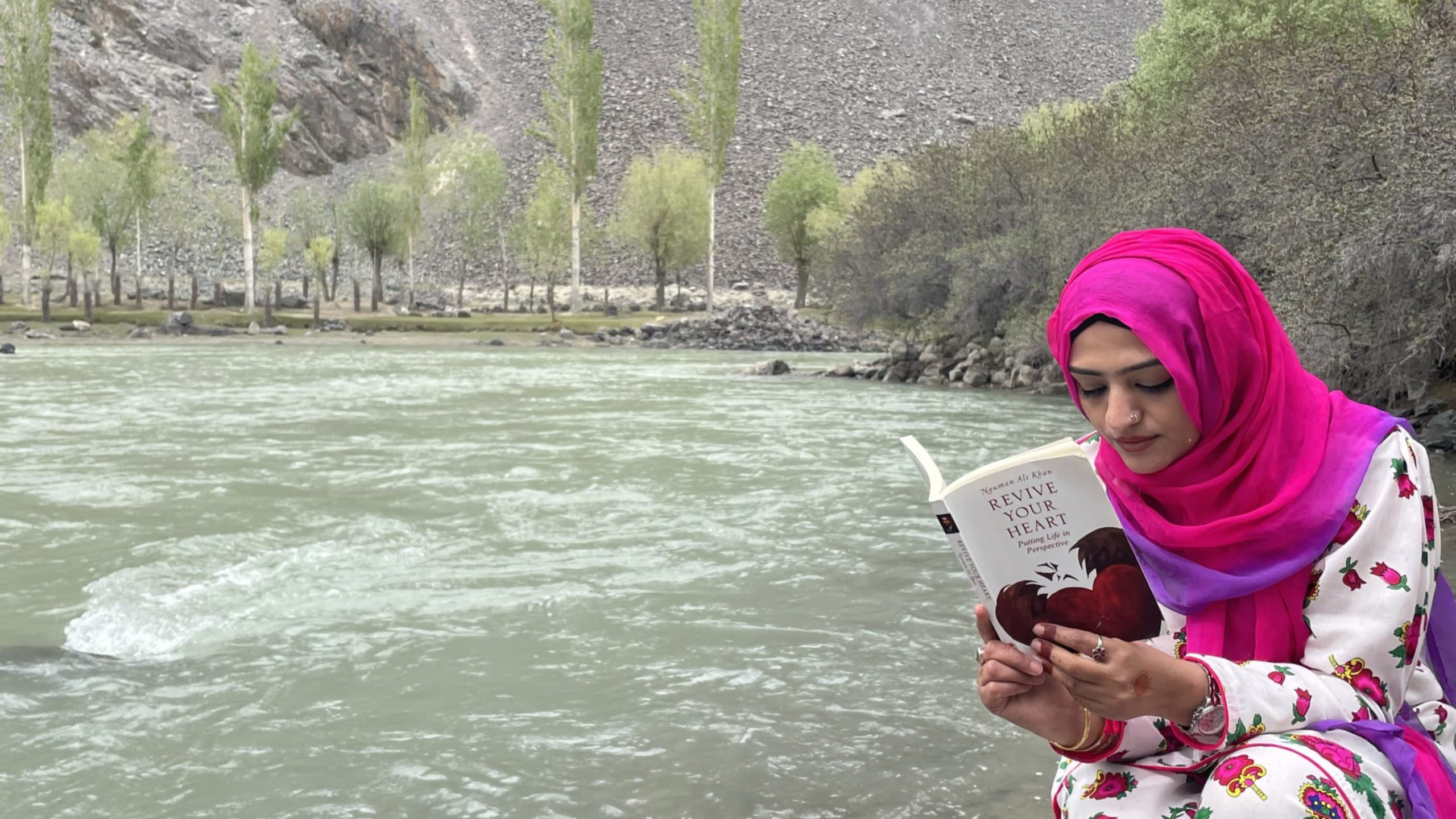 পাকিস্তানের পর্যটন পুনর্জীবনে নারীদের জয়যাত্রা: হুনজা থেকে পেশোয়ারে নতুন বিপ্লব