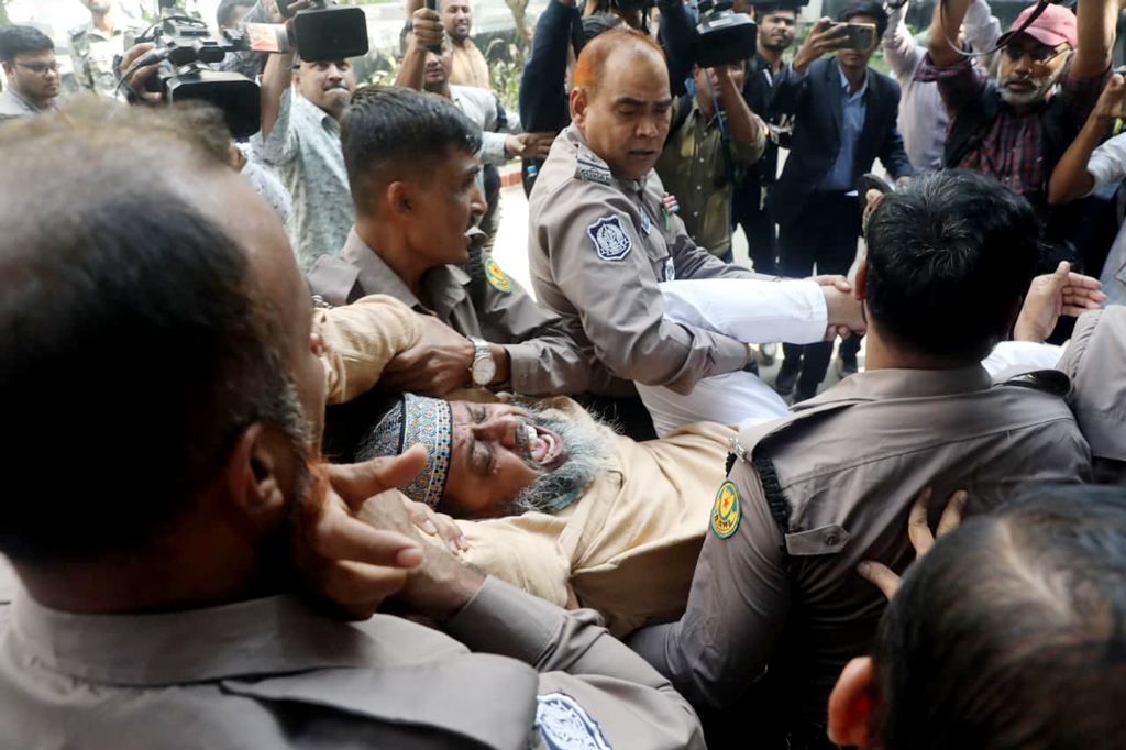 আশুলিয়ায় লাশ পোড়ানোর ঘটনায় সাবেক এমপি ও ৫ পুলিশসহ ৬ জনের মৃত্যুদণ্ড