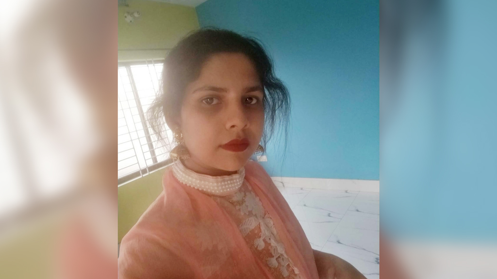 নারায়ণগঞ্জে পারলারের ওয়াশরুম থেকে মালিকের গলিত লাশ উদ্ধার: স্বামী আটক