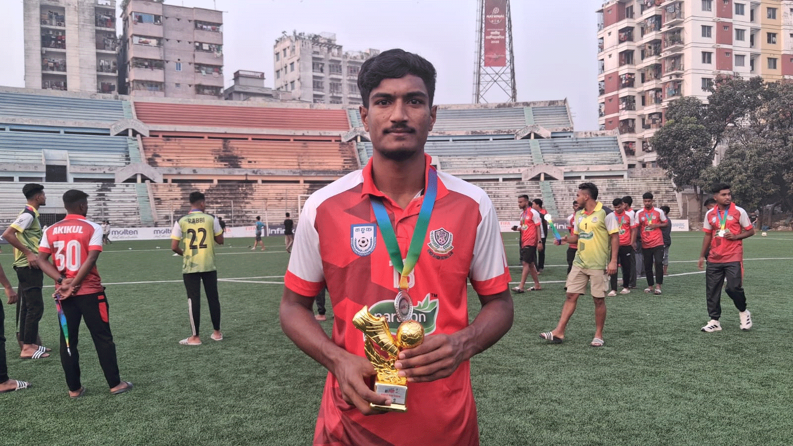 ঢাকা লিগে সর্বোচ্চ গোলদাতা মাশরাফিকে রাজশাহীতে নাগরিক সংবর্ধনা