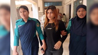 বরিশালে আবাসিক হোটেলে হানিট্রাপ চক্রের ২ সদস্য গ্রেপ্তার