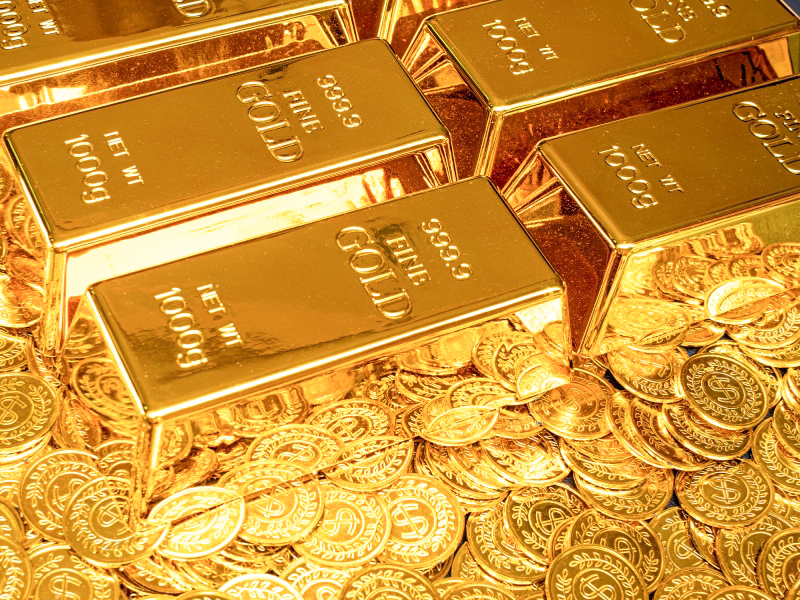 সোনার বাজারে ধস: ৪১০০ ডলারের নিচে নামলে দীর্ঘমেয়াদি মন্দার আশঙ্কা