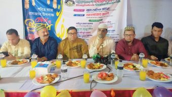 পবিত্র মাহে রমজান উপলক্ষে সাভার ক্যান্টনমেন্টে বাংলাদেশ সেন্ট্রাল প্রেস ক্লাবের ইফতার বিতরণ ও দোয়া মাহফিল অনুষ্ঠিত