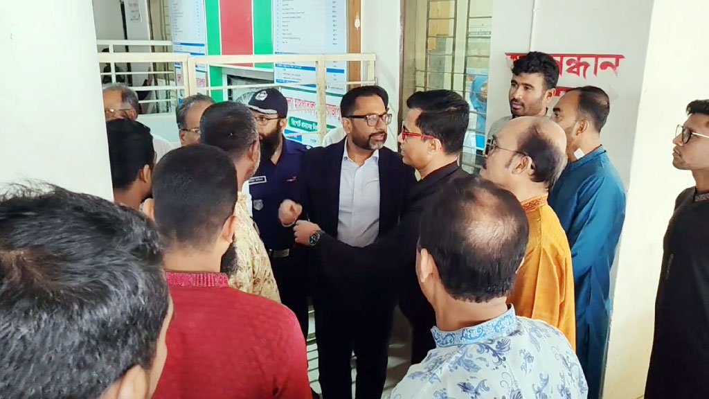 লিফট ছাড়াই মে মাসে চালু হচ্ছে পিরোজপুর ২৫০ শয্যা হাসপাতাল: প্রতিমন্ত্রী সোহেল মঞ্জুর