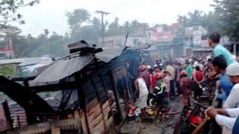 কচুয়ায় ভয়াবহ অগ্নিকাণ্ড: ঈদের আগে পুড়ল ৮ দোকান, নিঃস্ব অনেক ব্যবসায়ী