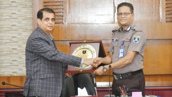 র‍্যাব ডিজি এ কে এম শহিদুর রহমান ও এসবি প্রধান গোলাম রসুলের বিদায় সংবর্ধনা