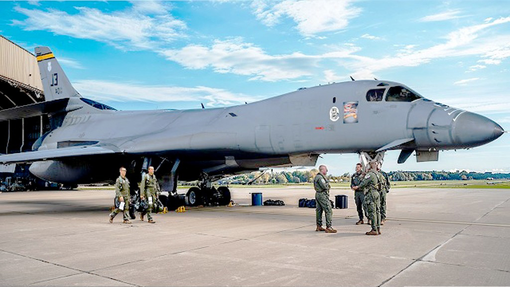 ইরানে মার্কিন হামলায় ব্রিটিশ সংশ্লিষ্টতার অভিযোগ: কাঠগড়ায় স্টারমার সরকার