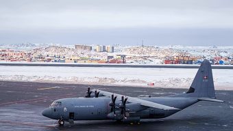 ট্রাম্পের গ্রিনল্যান্ড দখলের শঙ্কা: রানওয়ে উড়িয়ে দেওয়ার প্রস্তুতি নিয়েছিল ডেনমার্ক