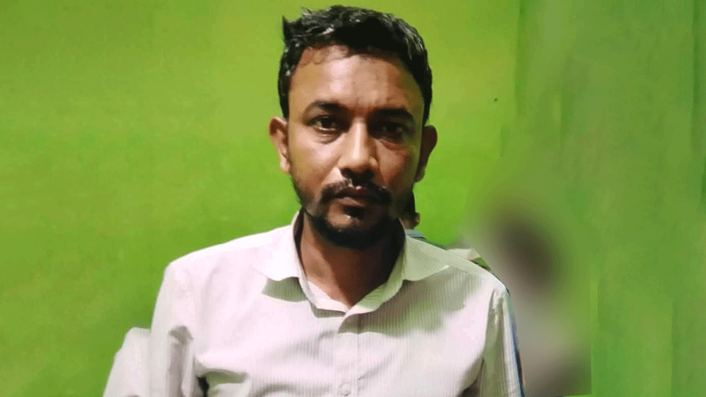 খুলনায় মাকে মারধর ও নির্যাতনের দায়ে ছেলে গ্রেপ্তার, পাঠানো হলো কারাগারে